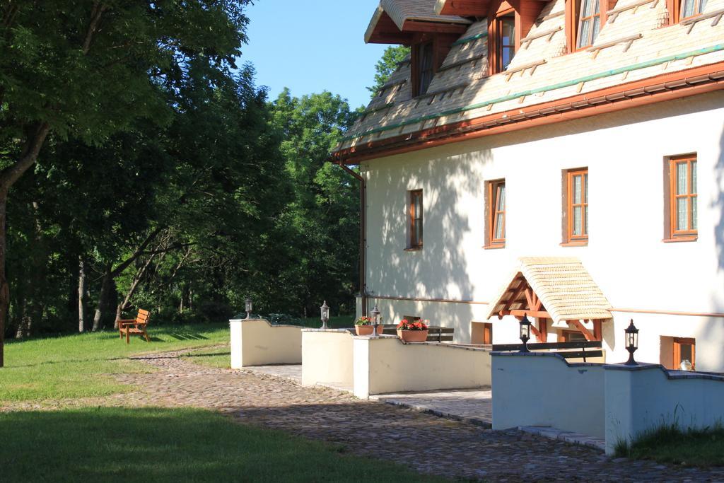 Hotel Folwark Hutta Mala Huta Exteriér fotografie